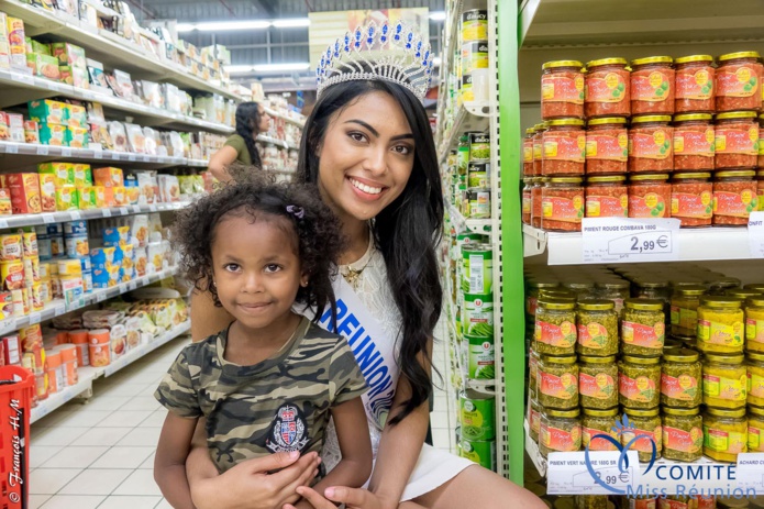 Audrey Chane Pao Kan en dédicaces à Saint-André: photos