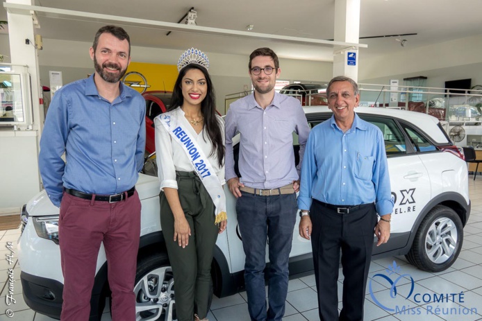 Miss Réunion a reçu les clés de son Opel Crossland X Miss Réunion a reçu les clés de son Opel Crossland X