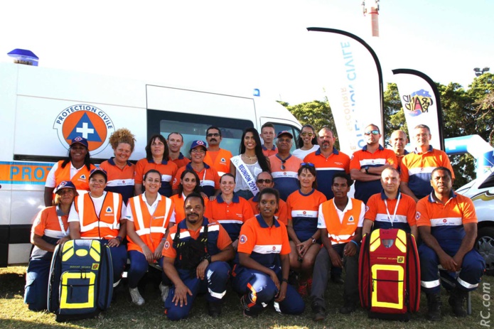 Avec l'équipe de la Protection Civile