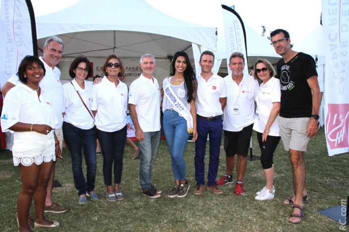 Avec l'équipe de la Caisse d'Epargne Avec l'équipe de la Caisse d'Epargne