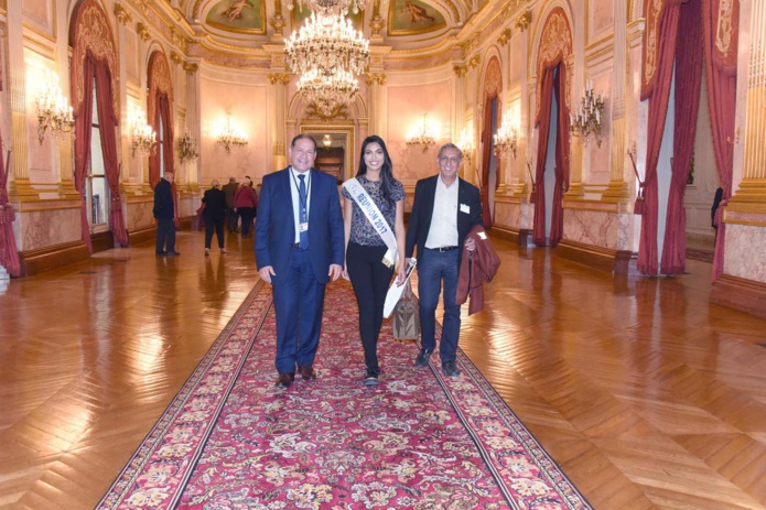 Dans les magnifiques salons du Palais Bourbon