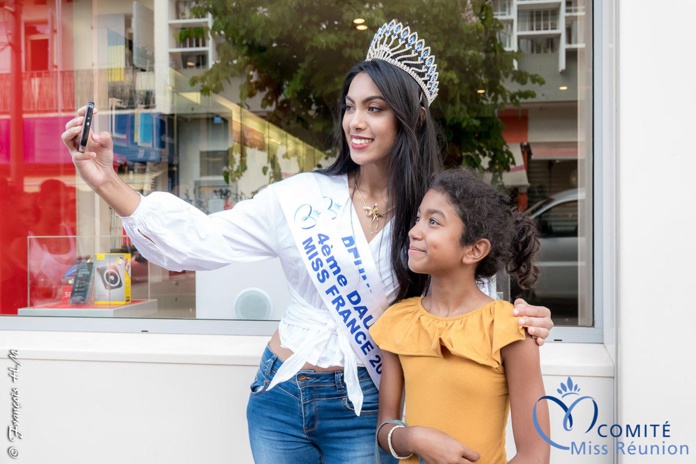 Audrey Chane Pao Kan dans les rues de Saint-Paul Audrey Chane Pao Kan dans les rues de Saint-Paul