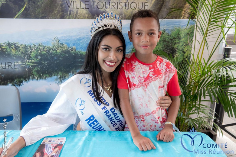 Audrey Chane Pao Kan dans les rues de Saint-Paul Audrey Chane Pao Kan dans les rues de Saint-Paul