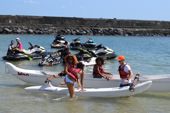 Miss Réunion 2017 soutient les Voiliers de l'Espoir à Saint-Gilles Miss Réunion 2017 soutient les Voiliers de l'Espoir à Saint-Gilles