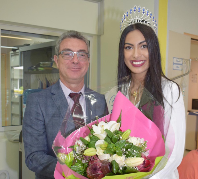 Miss Réunion avec le directeur de l'USLD de Saint-André Miss Réunion avec le directeur de l'USLD de Saint-André