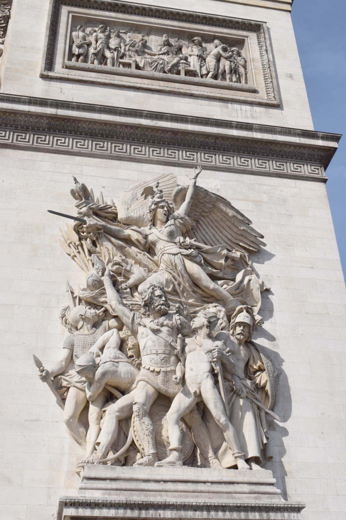 Morgane Soucramanien en balade à Paris Morgane Soucramanien en balade à Paris