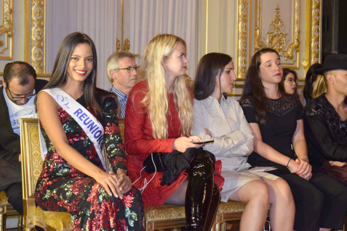 Et toujours avec le sourire! Et toujours avec le sourire!