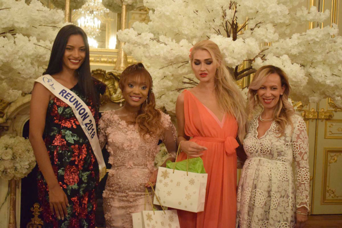 Morgane Soucramanien, Tiffany McCall, Angelina Kali, et Nadine Nectoux Morgane Soucramanien, Tiffany McCall, Angelina Kali, et Nadine Nectoux