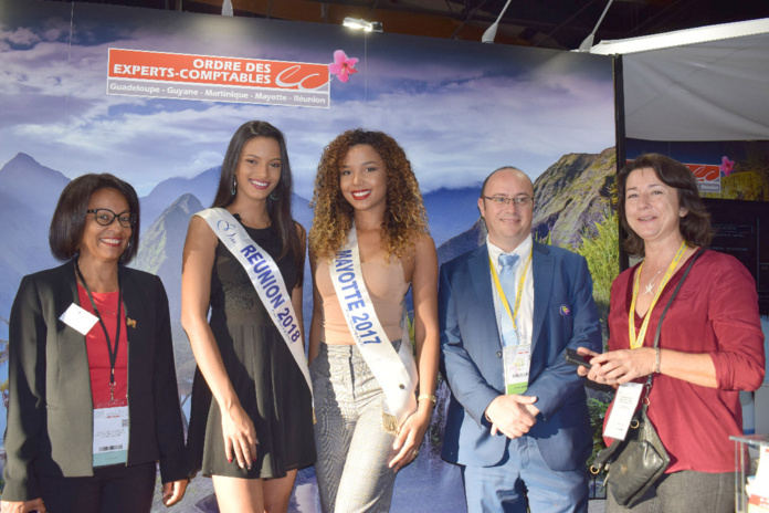 Miss Réunion 2018, Miss Mayotte 2017, Rémy Amato, et Sophie Desmot du CROEC Miss Réunion 2018, Miss Mayotte 2017, Rémy Amato, et Sophie Desmot du CROEC
