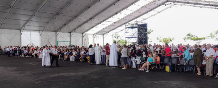 Miss Réunion 2018 à la Journée des Personnes Agées au Tampon Miss Réunion 2018 à la Journée des Personnes Agées au Tampon
