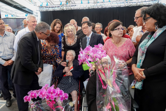 Miss Réunion 2018 à la Journée des Personnes Agées au Tampon Miss Réunion 2018 à la Journée des Personnes Agées au Tampon