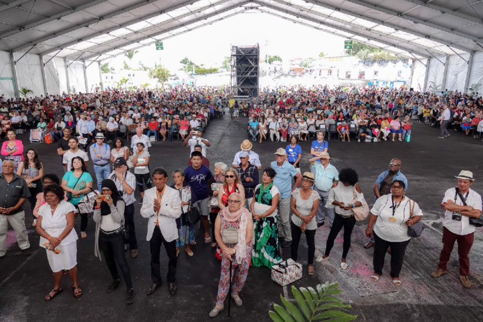 Miss Réunion 2018 à la Journée des Personnes Agées au Tampon Miss Réunion 2018 à la Journée des Personnes Agées au Tampon