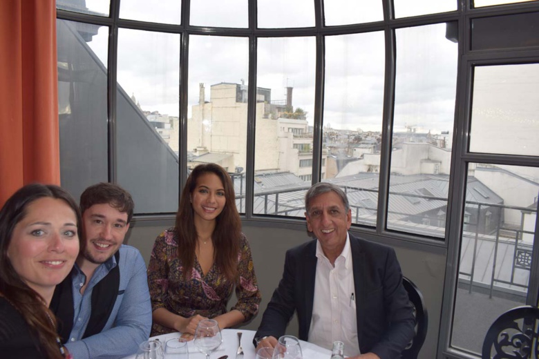 Perrine Destenay, de Champagne-Ardennes, Maxime Schneider, délégué Picardie, Vaimalama Chaves, et Aziz Patel Perrine Destenay, de Champagne-Ardennes, Maxime Schneider, délégué Picardie, Vaimalama Chaves, et Aziz Patel