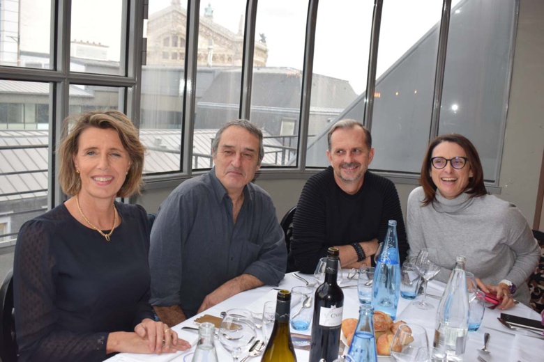 Nicolette Courtot-Visser Coordinatrice Administrative Miss France Organisation, François Paoli, délégué Corse, Franck Servel, délégué Mayotte, et son épouse Nicolette Courtot-Visser Coordinatrice Administrative Miss France Organisation, François Paoli, délégué Corse, Franck Servel, délégué Mayotte, et son épouse