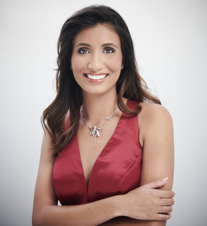 9. Nina SILLS - 18 ans, 1,75 m - Saint-Leu - 1ère Année de Droit 9. Nina SILLS - 18 ans, 1,75 m - Saint-Leu - 1ère Année de Droit