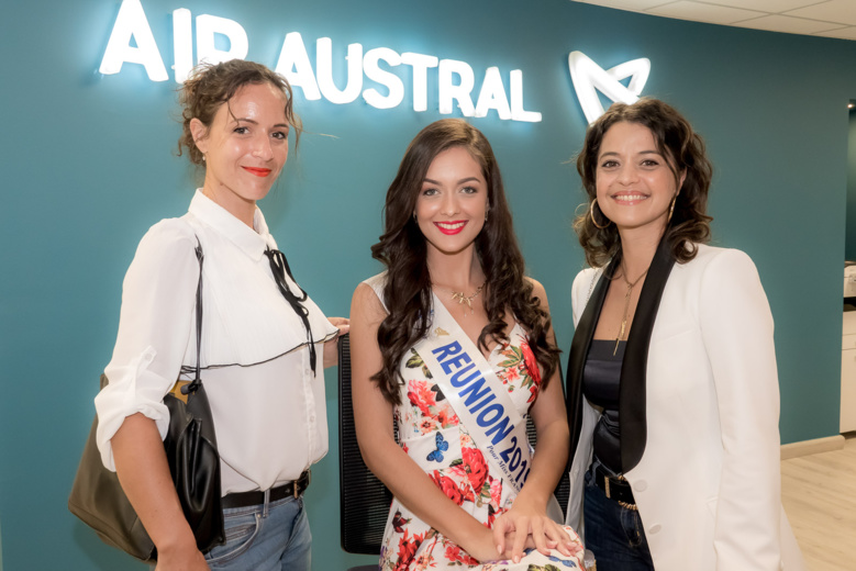 Morgane Lebon à l'inauguration de l'agence rénovée d'Air Austral