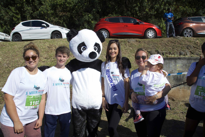 Miss Réunion 2019 et ses dauphines au Pandathlon 2019 à l'Entre-Deux Miss Réunion 2019 et ses dauphines au Pandathlon 2019 à l'Entre-Deux