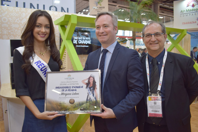 Morgane Lebon, Miss Réunion 2019, Jean-Baptiste Lemoyne, Secrétaire d'Etat au Tourisme, et Stéphane Fouassin, président de l'IRT