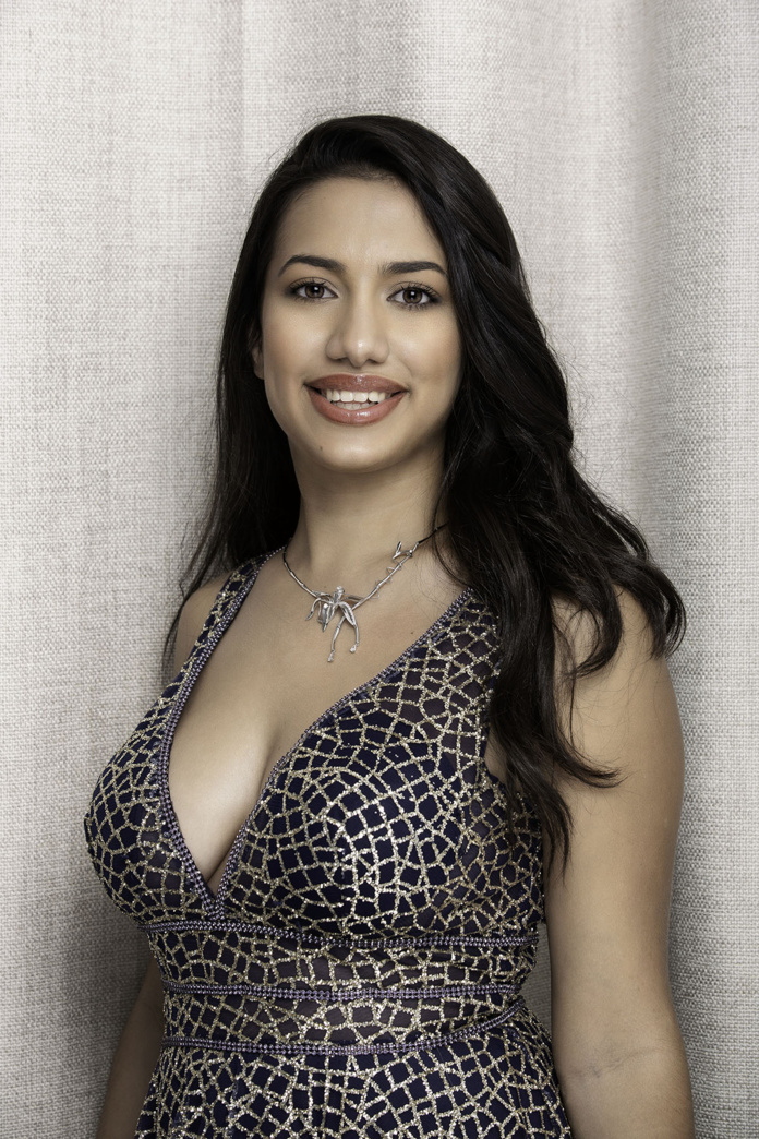 N°10. Lisa PAVION - 18 ans, 1,74 m - Saint-Paul N°10. Lisa PAVION - 18 ans, 1,74 m - Saint-Paul