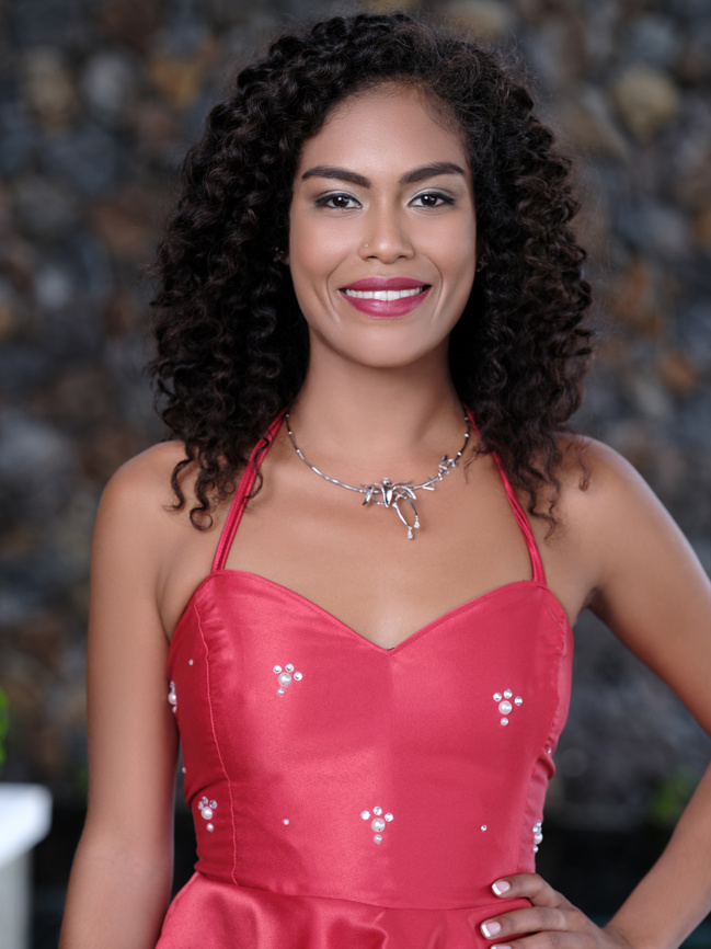 N°3. Jade Ravet - 20 ans, 1,71m - Saint-Leu