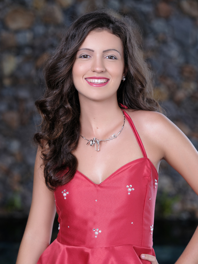 N°9. Laure Hazebrouck - 20 ans, 1,74m - La Possession