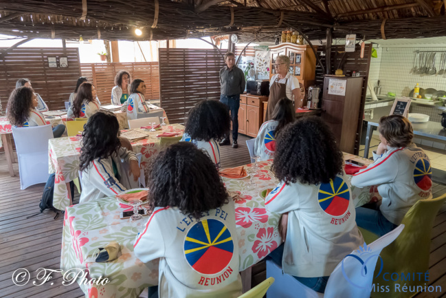 Halte gourmande "Chez Moustache" à Saint-Philippe pour les candidates 2021 Halte gourmande "Chez Moustache" à Saint-Philippe pour les candidates 2021