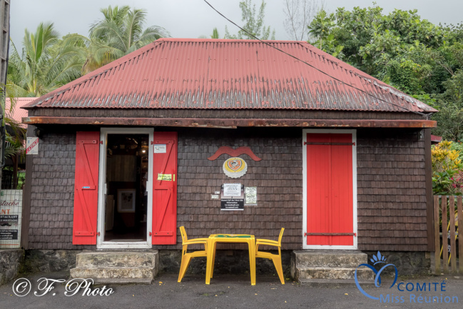 Halte gourmande "Chez Moustache" à Saint-Philippe pour les candidates 2021 Halte gourmande "Chez Moustache" à Saint-Philippe pour les candidates 2021