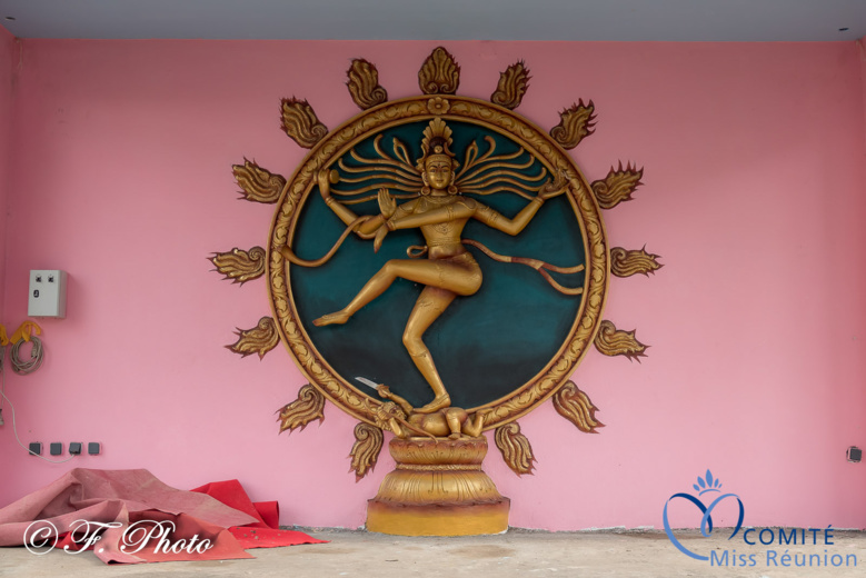 Les candidates 2021 visitent le temple tamoul de Saint-Paul
