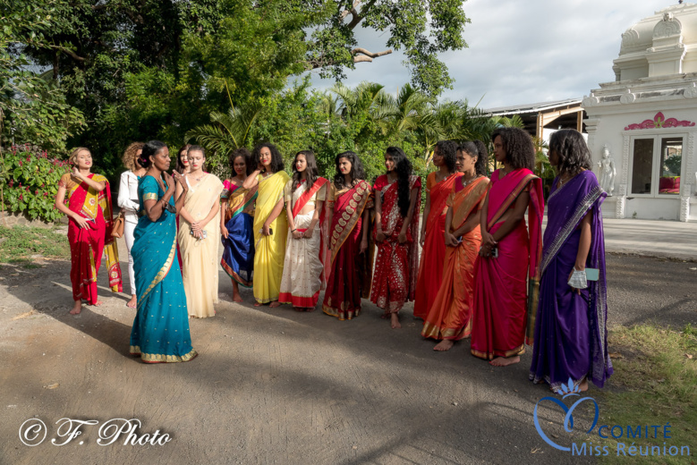 Les candidates 2021 visitent le temple tamoul de Saint-Paul Les candidates 2021 visitent le temple tamoul de Saint-Paul