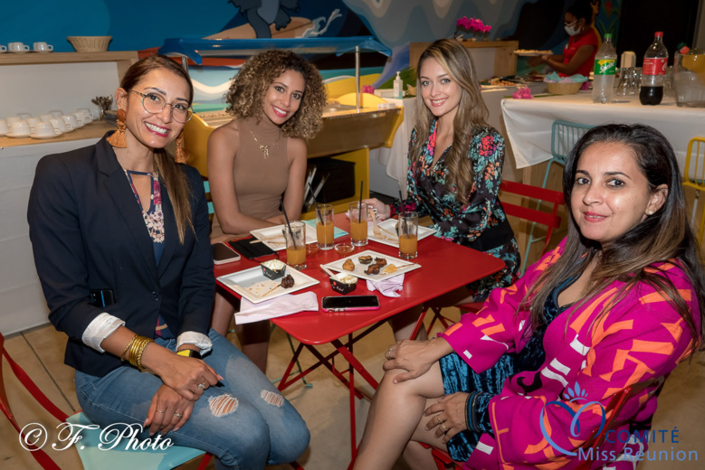 Raïssa Boyer, Lyna Boyer, Morgane Lebon et Amida Hussein