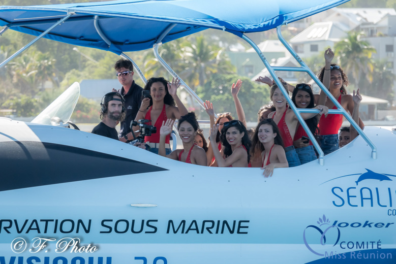 A bord du Visiobul avec Romain Clouet qui a effectué les images pour Antenne Réunion