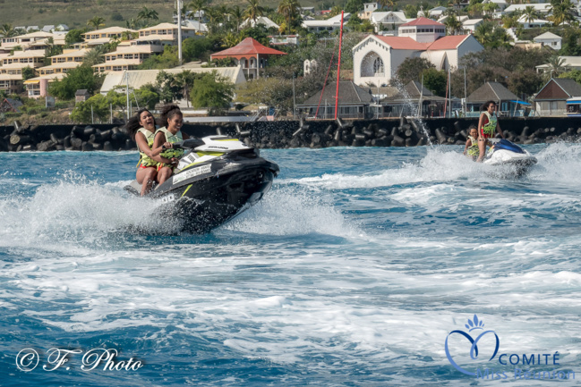 Les candidates Miss Réunion 2021 s'éclatent en jet ski !