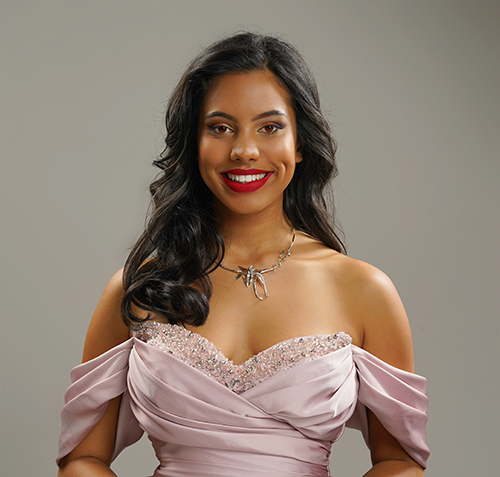 N°6. Marion MARIMOUTOU - 18 ans, 1,72m - Saint-André