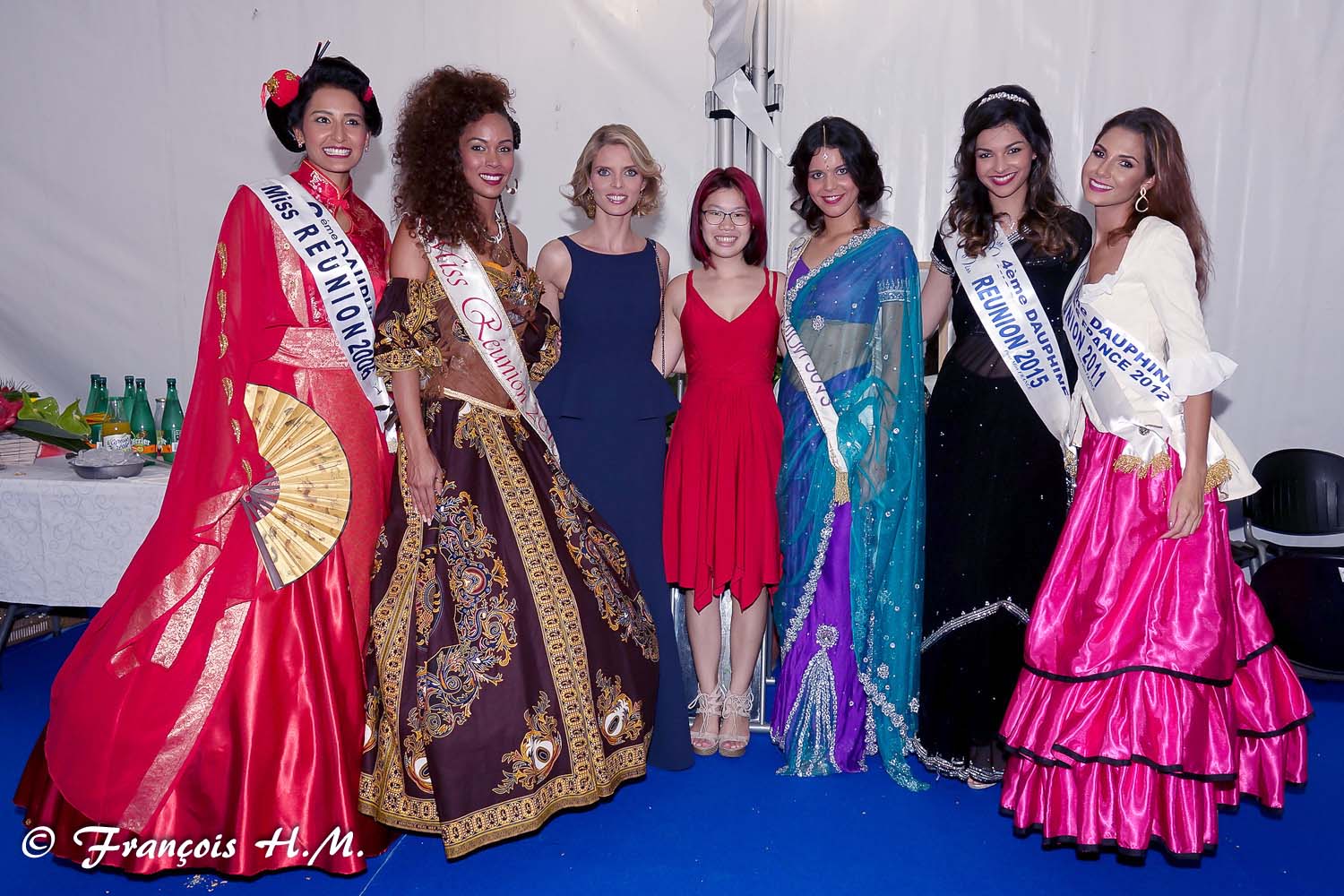 Défilé des candidates Miss France 2017 à Saint-Pierre