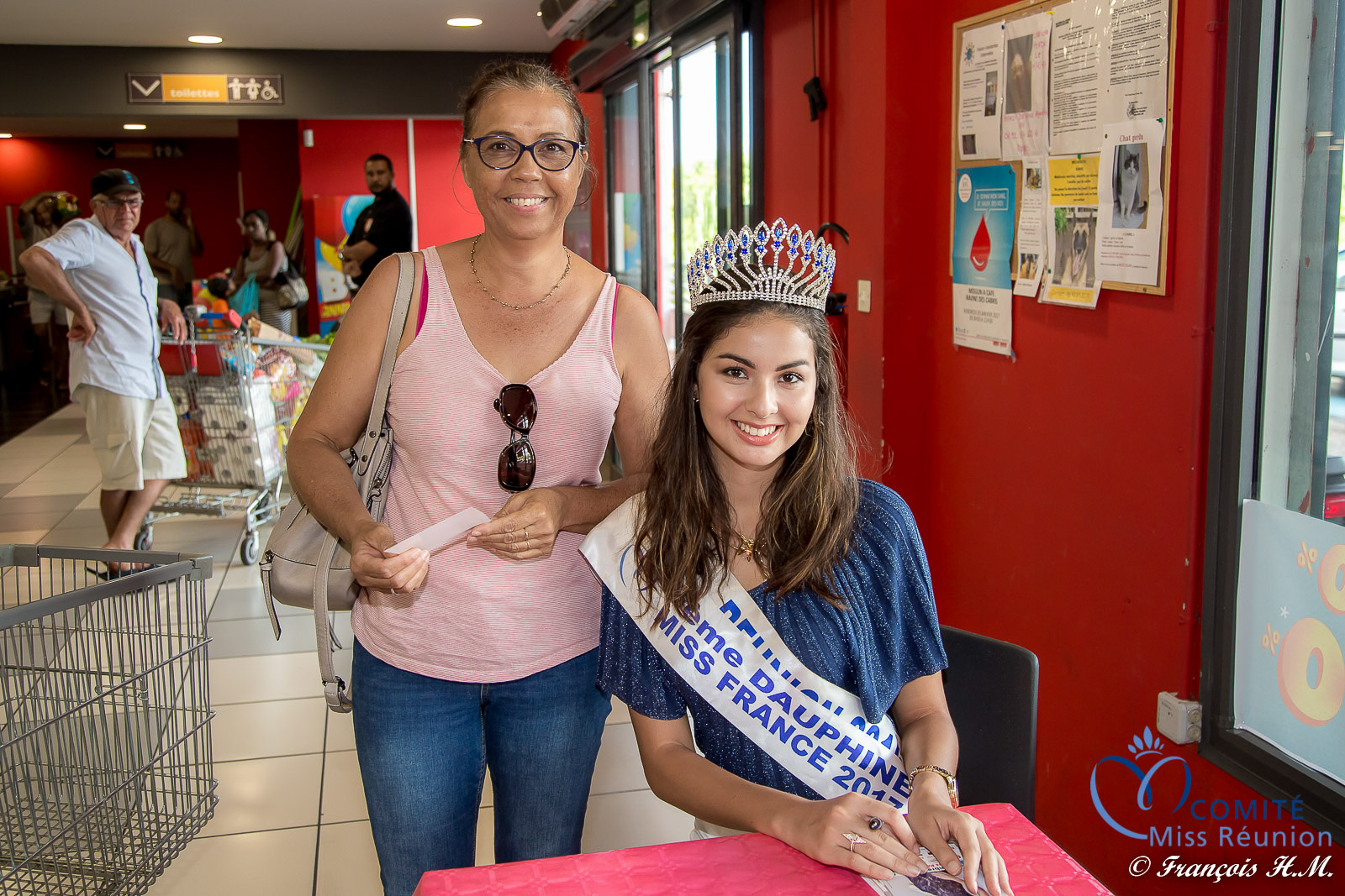 Ambre N'guyen avec Soleil Réunion à Leclerc Ravine des Cabris