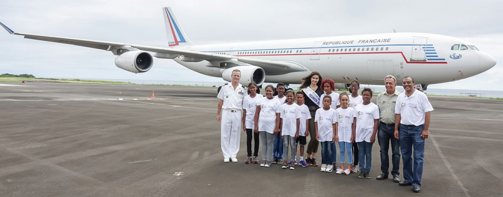 Miss Réunion avec les marmailles 1000 Sourires au DA 181