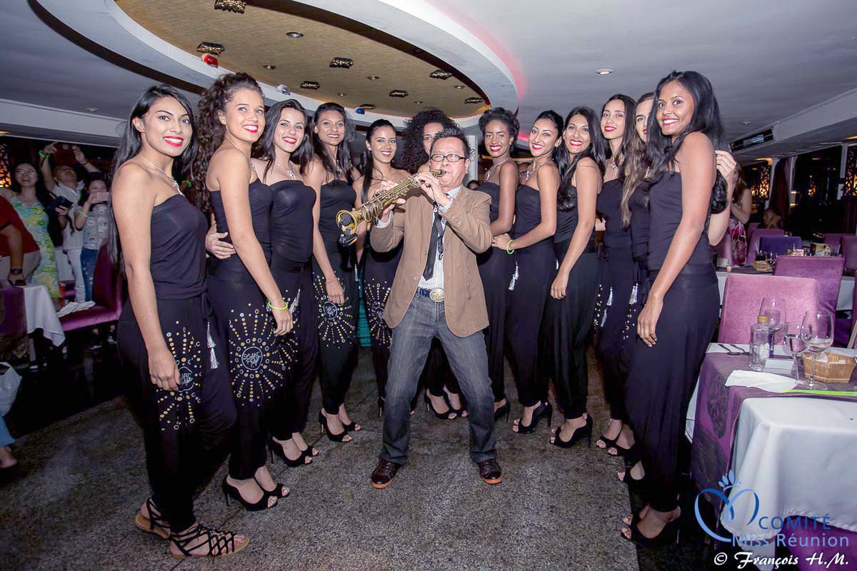 Dîner-croisière des 12 candidates à Bangkok