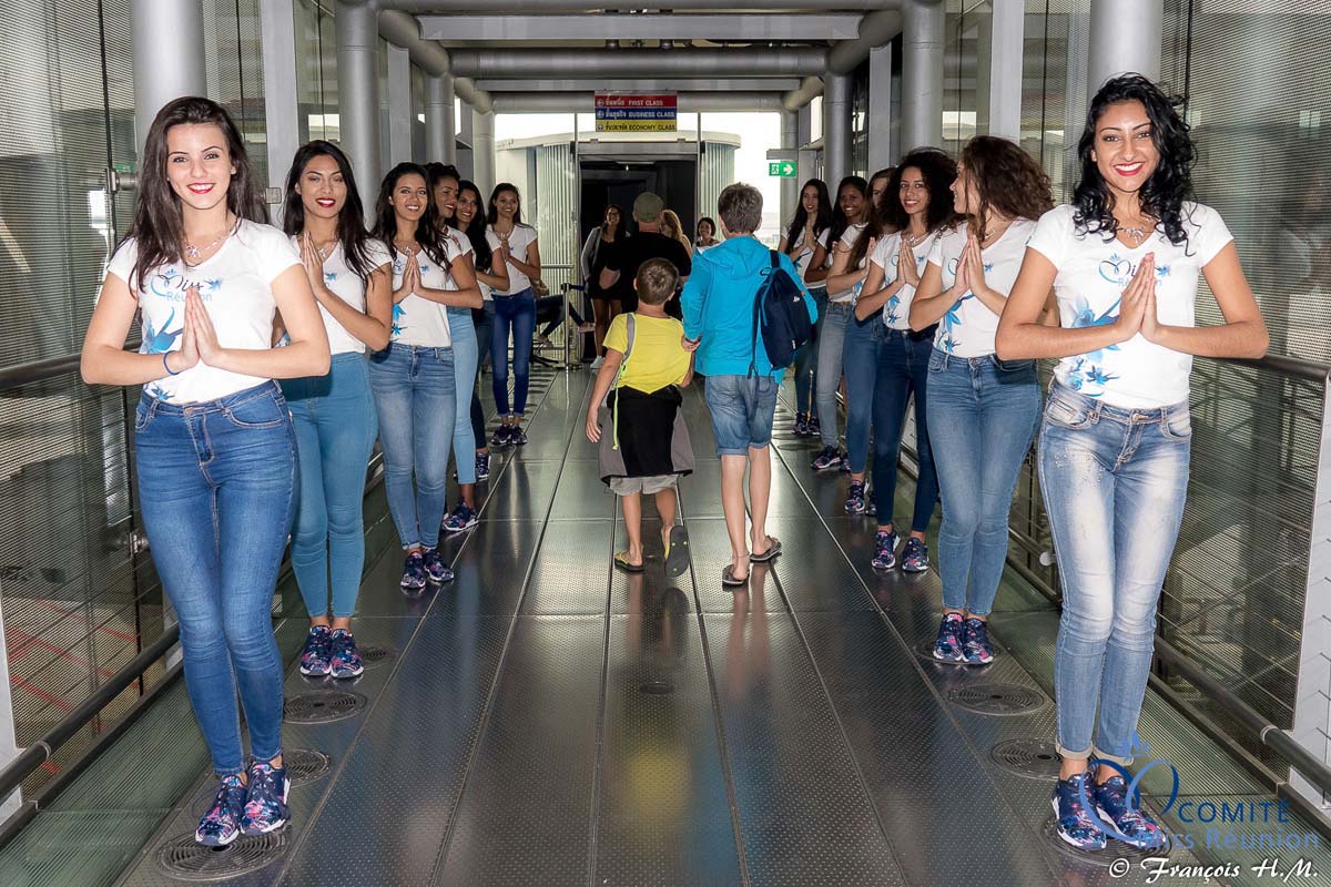Les 12 candidates de retour de Bangkok avec Air Austral