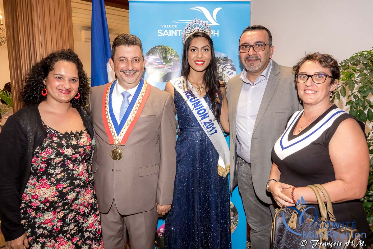 Audrey Chane Pao Kan nommée Citoyenne d'honneur de Saint-Joseph