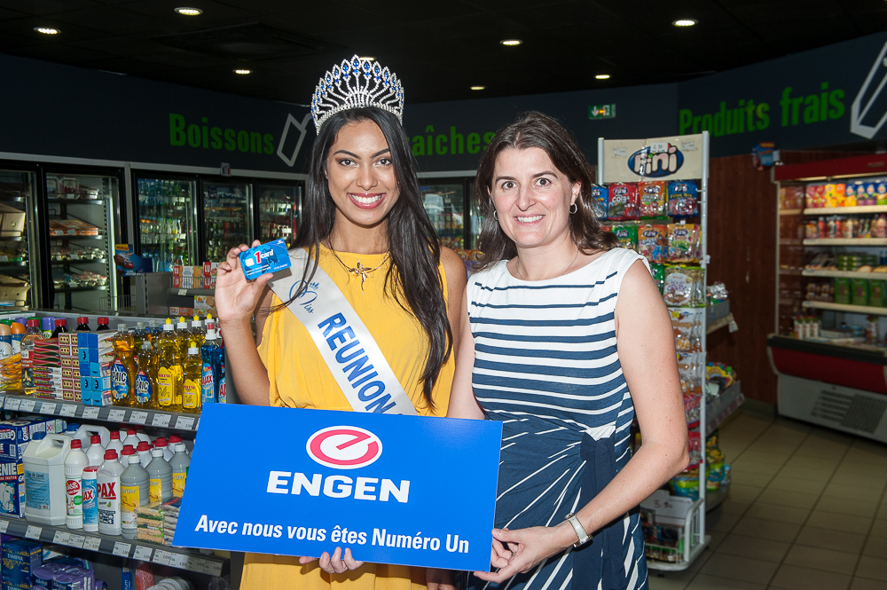Engen Réunion lui a offert 1 000 euros de carburant, bon offert par Céline Prigent, directrice marketing