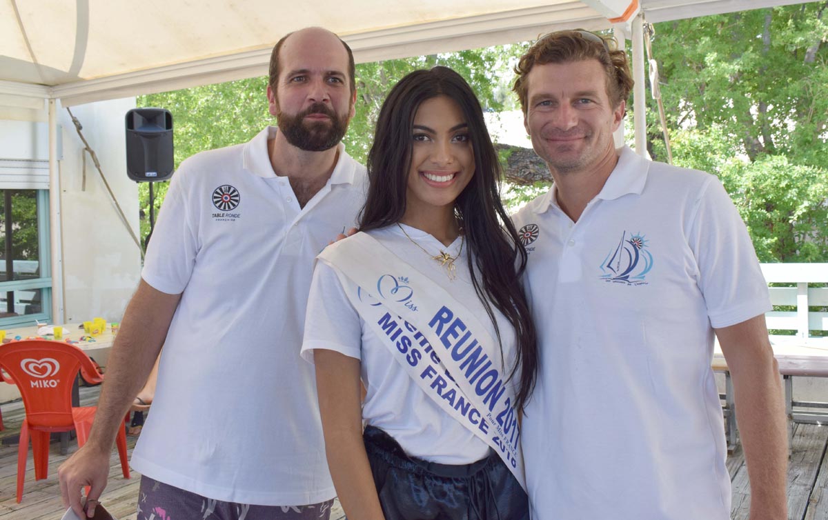 Miss Réunion 2017 soutient les Voiliers de l'Espoir à Saint-Gilles