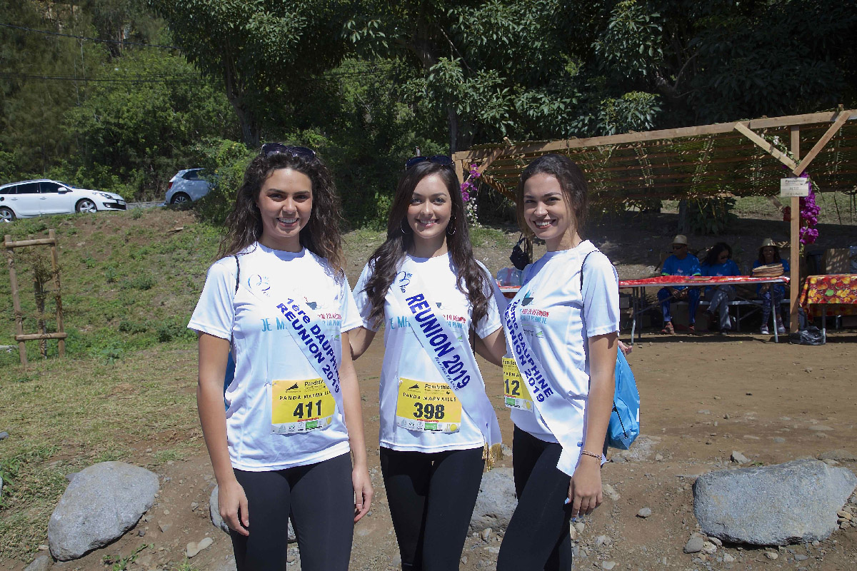 Miss Réunion 2019 et ses dauphines au Pandathlon 2019 à l'Entre-Deux