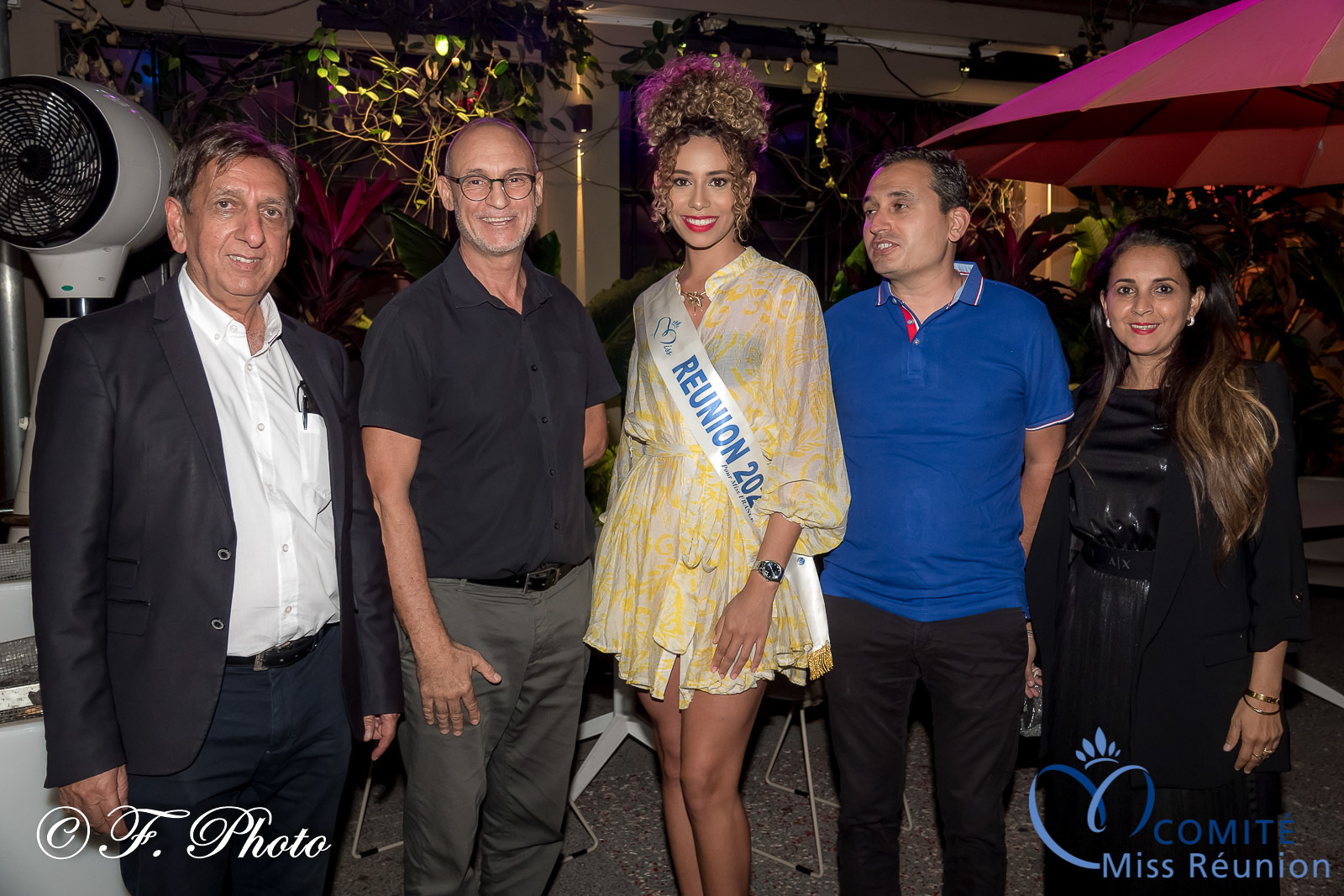 Aziz Patel, délégué Miss France, Grégory Georgopoulos, directeur du Casino de Saint-Gilles, Lyna Boyer, Miss Réunion 2020, David Aknin, directeur général SA Financière Michel Boucau, et Amida Hussein, directrice Société Miss Réunion