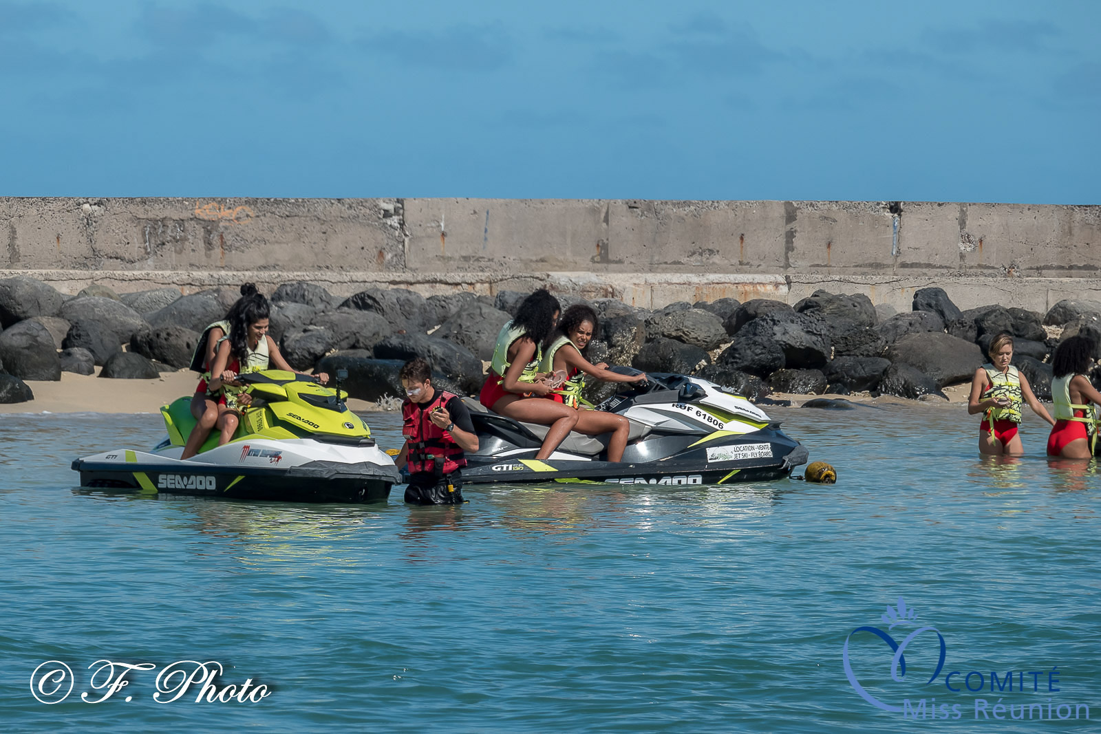 6 candidates au départ en jet ski
