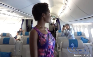 Vidéo du défilé Effet péi à bord de l'avion de Air Austral